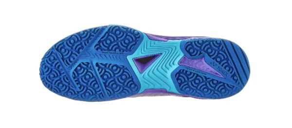 Zapatilla Yonex Power Cushion Sonicage 3 color lila para mujer mostrando la planta